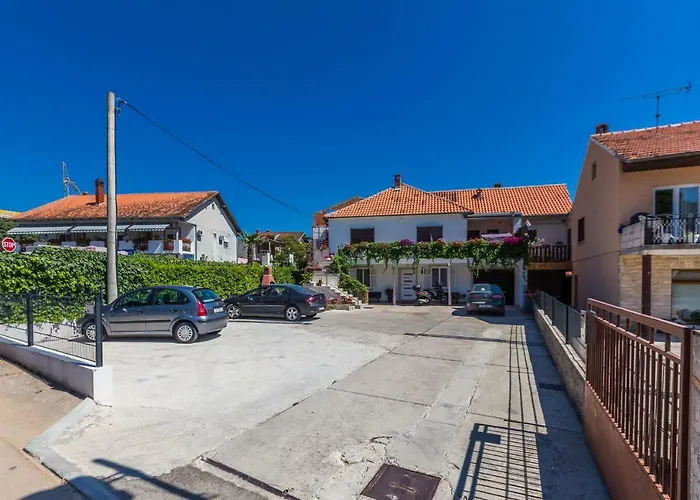 Kelava Appartement *