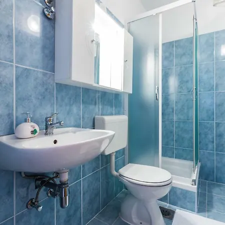 Kelava Apartman Zára